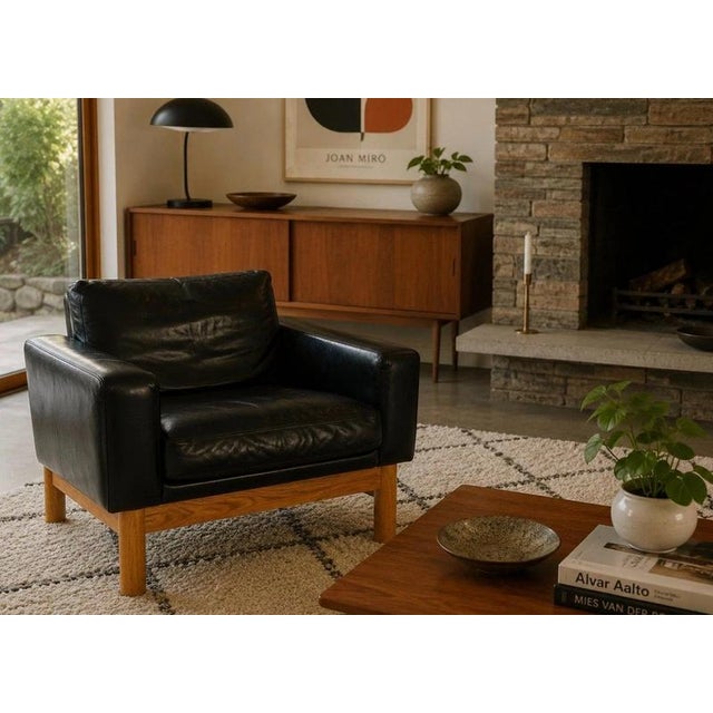 Vintage Danish Black Leather & Oak Lounge Chair by Poul M Volther for Erik Jørgensen, 1960s For Sale - Image 3 of 18