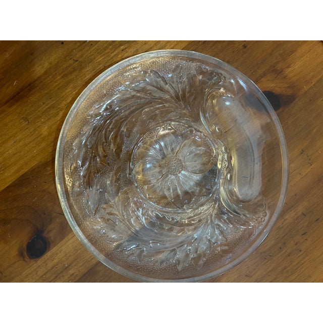 Late 20th Century Vintage Clear Glass Sunflower Pattern Artichoke Plates - a Set of 6 For Sale - Image 5 of 6