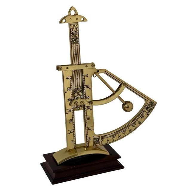 Gunners Level in Gold Plated Brass on Wooden Mount by Franklin Mint, 1987 For Sale - Image 3 of 5