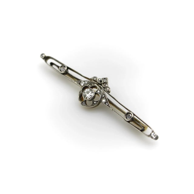 Traditional Early 20th Century Pre-Revolutionary 14k Gold Diamond Bar Pin For Sale - Image 3 of 8