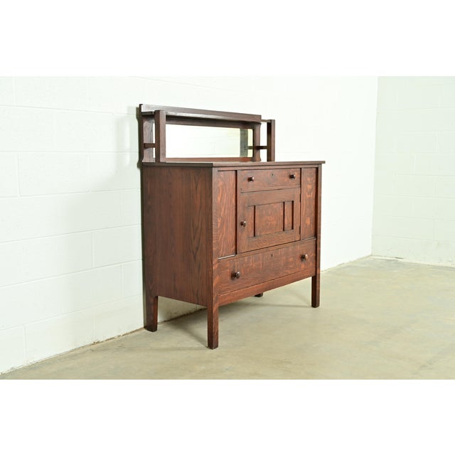 A gorgeous antique Mission or Arts & Crafts period sideboard, buffet server, or bar cabinet In the manner of Stickley...