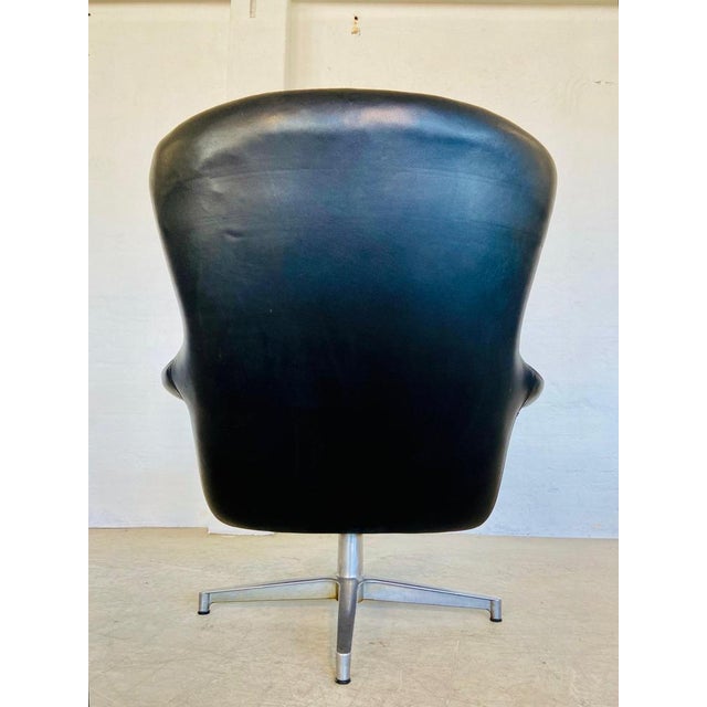 Mid-Century Danish Black Leather Swivel Chair from Dux For Sale - Image 13 of 18