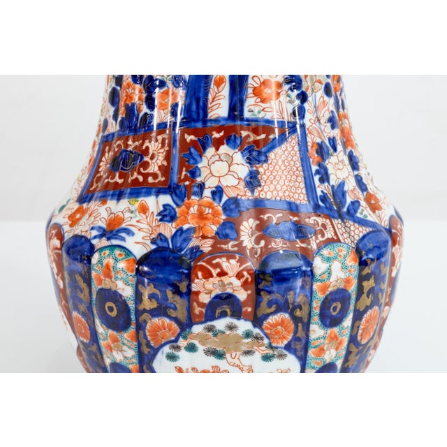 Blue Antique Japanese Imari Vases Pair Meiji Period Floral Design For Sale - Image 8 of 8