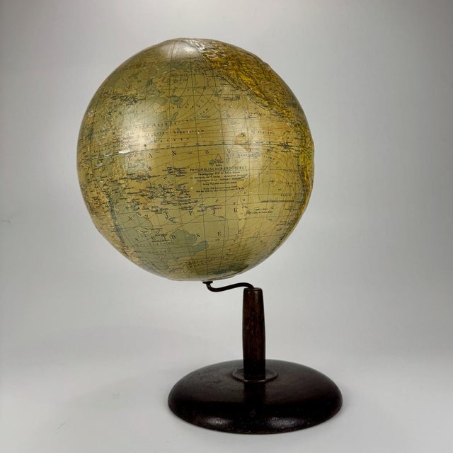 Mid-Century Relief Terrestrial World Globe on Wooden Stand by Prof. Dr. Arthur Krause, Germany, 1950s For Sale - Image 10 of 12