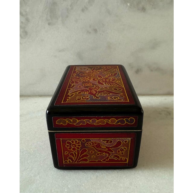 Vintage Olinala Hand Painted Small Box For Sale - Image 4 of 10