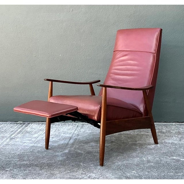 Vintage Milo Baughman for Thayer Coggin Leather Reclining Lounge Chair For Sale - Image 11 of 12