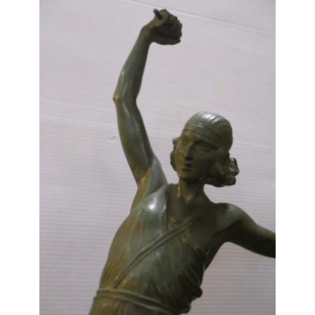 Beautiful Art Deco Statue