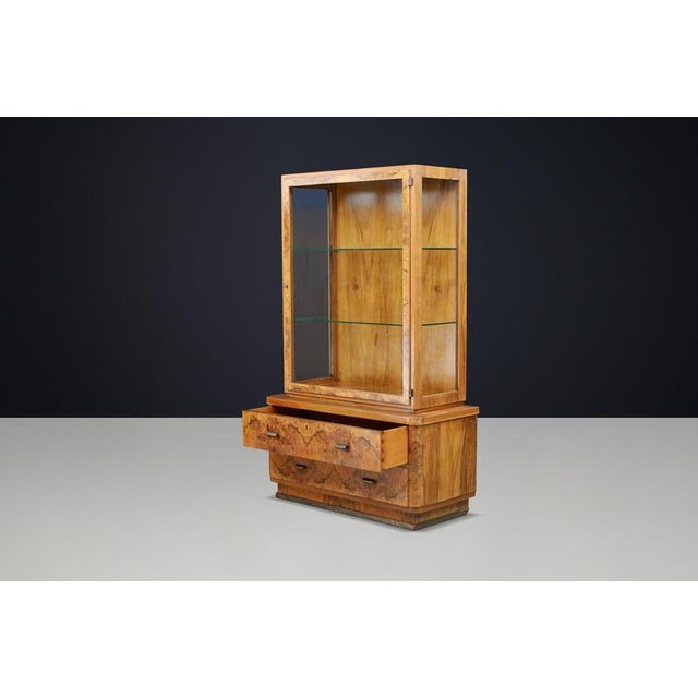 Art Deco Burl Walnut Display Cabinet, 1930s For Sale - Image 12 of 18
