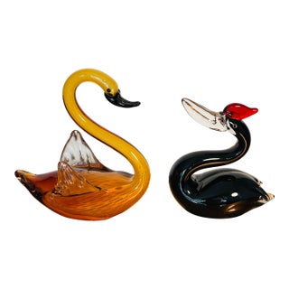 Gorgeous Italian Vintage Murano Glass Swan Sculptures For Sale