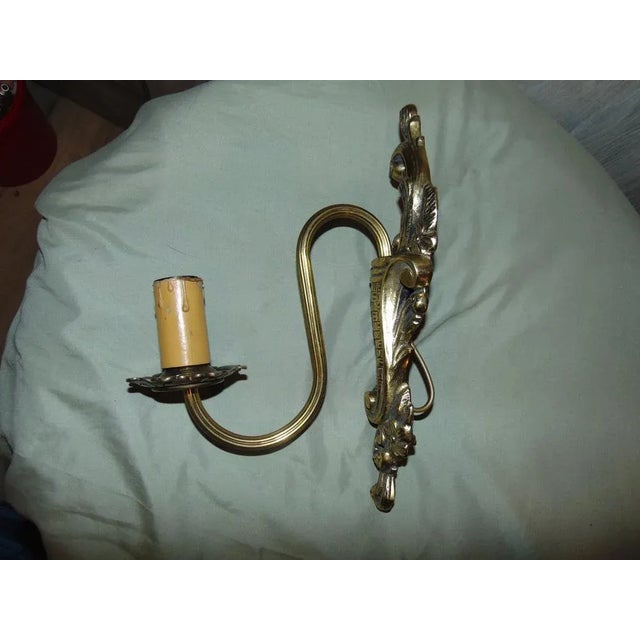 Brass wall lamp, sconcess, vintage from the 70s, dimensions: height 28 cm, width 8 cm, depth 16 cm. European Plug (up to...