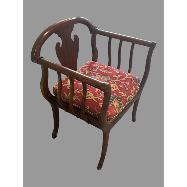 Vintage Mahogany Captain’s Desk Chair Shield Back Armchair Chippendale Style Description: Add timeless elegance to your...