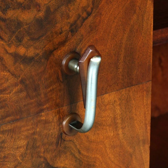 1930s Art Deco Burl Walnut Cabinet from Cantu, 1930s For Sale - Image 5 of 8