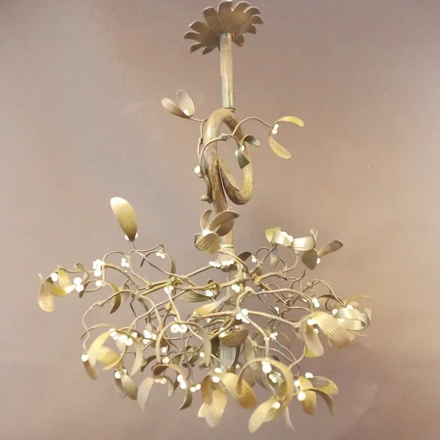 This beautiful "mistletoe candlestick" lamp from the Art Nouveau era around 1900-1920 is a real work of art. A green...