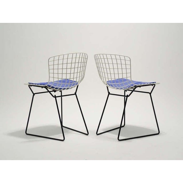 Knoll Pair of Bertoia child's chairs by Knoll For Sale - Image 4 of 9