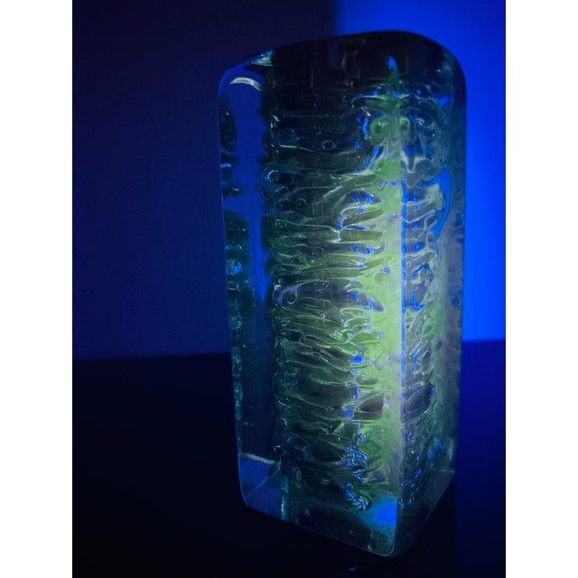 Model 6860/18 Topaz and Uranium Art Glass Vase by František Vízner for Škrdlovice, Czechoslovakia, 1960s For Sale - Image 11 of 14