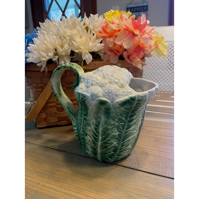 1970s Italian Green and White Majolica Cauliflower Pitcher For Sale - Image 11 of 12