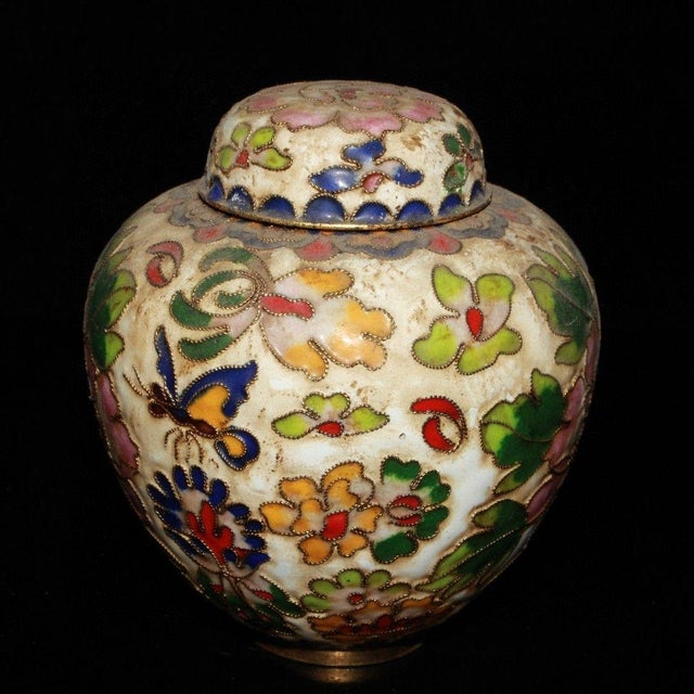 Vintage Chinese Cloisonné Ginger Jar With Pink Peony Motif, Copper Base For Sale In Los Angeles - Image 6 of 9