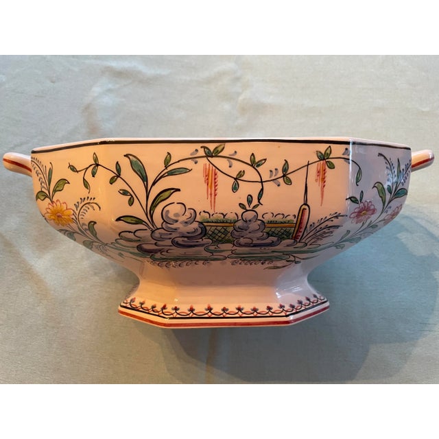 Eggshell 1970s Mottahedeh Porcelain “Pagoda Garden” Covered Tureen Hand-Painted in Portugal For Sale - Image 8 of 12