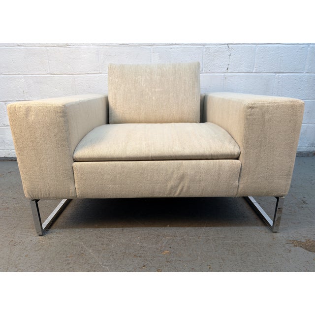 Mid-Century Modern Lounge Chair With Chrome Legs For Sale - Image 4 of 15