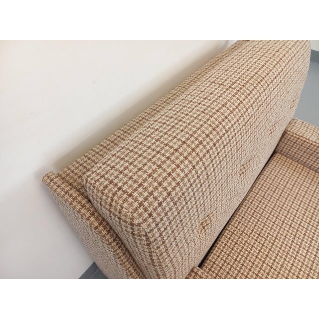 Large Vintage Lounge Chair in Wool Fabric, 1970s For Sale - Image 6 of 18