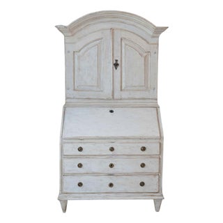 Writing cupboard from around 1800 hundered in pine, Sweden For Sale