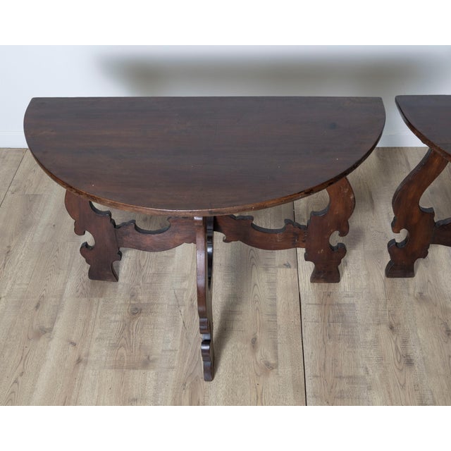 Chocolate Late 17th Century Pair Of Walnut Consoles For Sale - Image 8 of 12