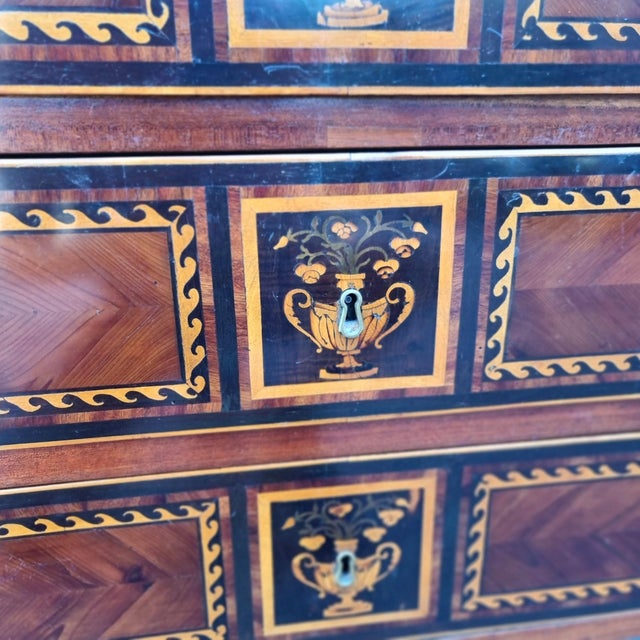 Antique Neapolitan Directoire Chests of Drawers in Walnut, 1760, Set of 2 For Sale - Image 11 of 16