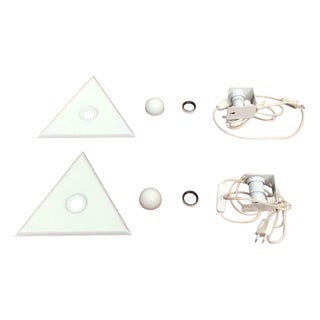 Mid-Century Modern Danish Metal Type 556 White Harlekin Sconces from Horn, 1960s, Set of 2 For Sale