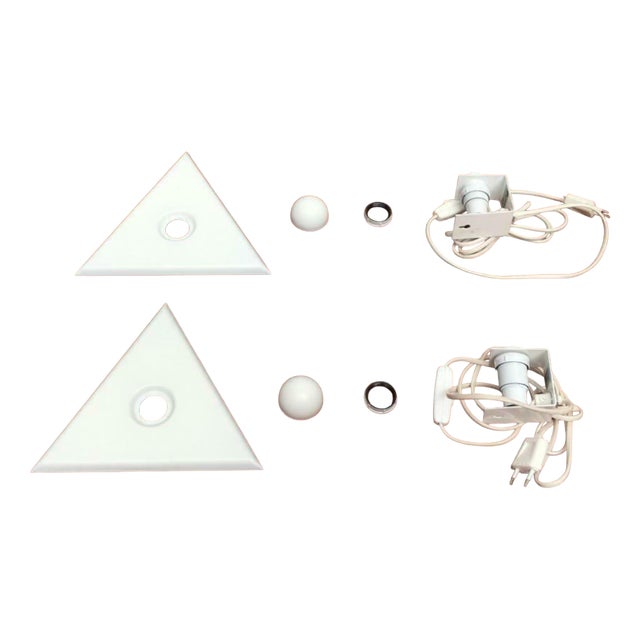 Mid-Century Modern Danish Metal Type 556 White Harlekin Sconces from Horn, 1960s, Set of 2 For Sale