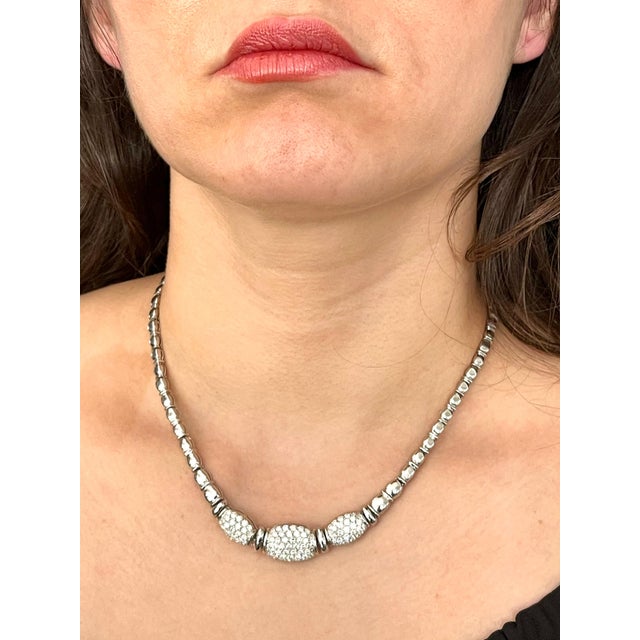 25 Carat VS E Quality Diamond 18 Karat Gold Necklace Bridal Estate For Sale In New York - Image 6 of 18