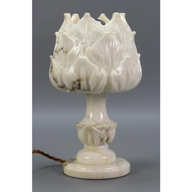1950s Mid-Century Italian White Flower Alabaster Table Lamp, 1950s For Sale - Image 5 of 18