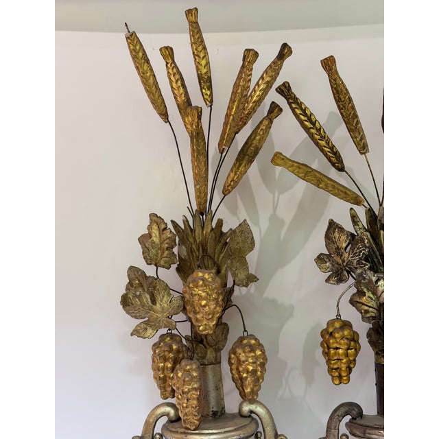 Monumental 19th-Century Italian Silver-Gilt Wood Eucharistic Altar Urns With Wheat and Grapes a Air For Sale - Image 11 of 12