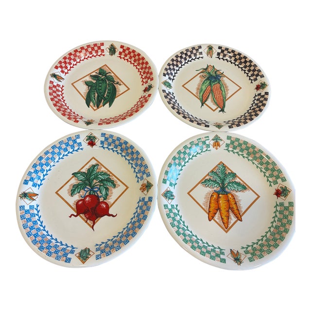 Vintage Fresh Garden Vegetable Motif Dinner Plates - Set of 4 For Sale