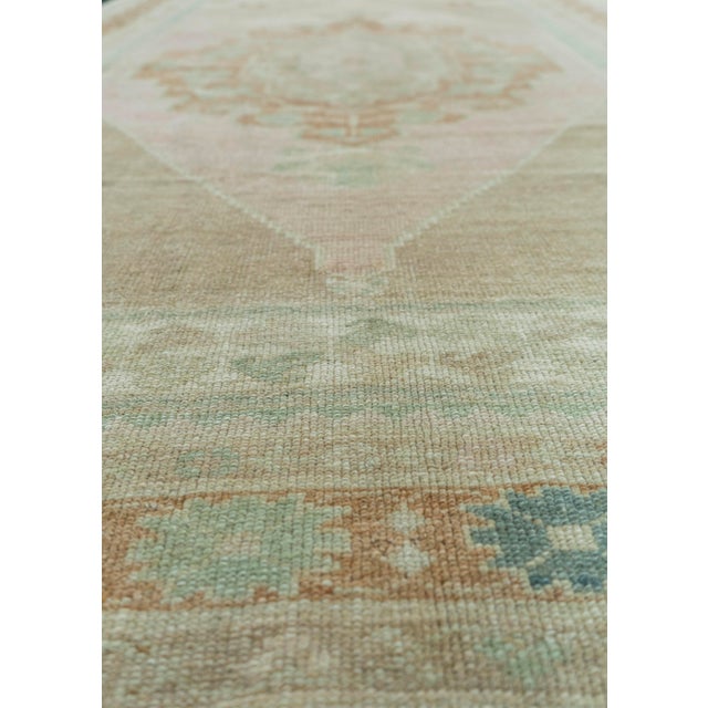 Turkish Vintage Rug 4'8" x 7'7" #20608 For Sale In Houston - Image 6 of 8