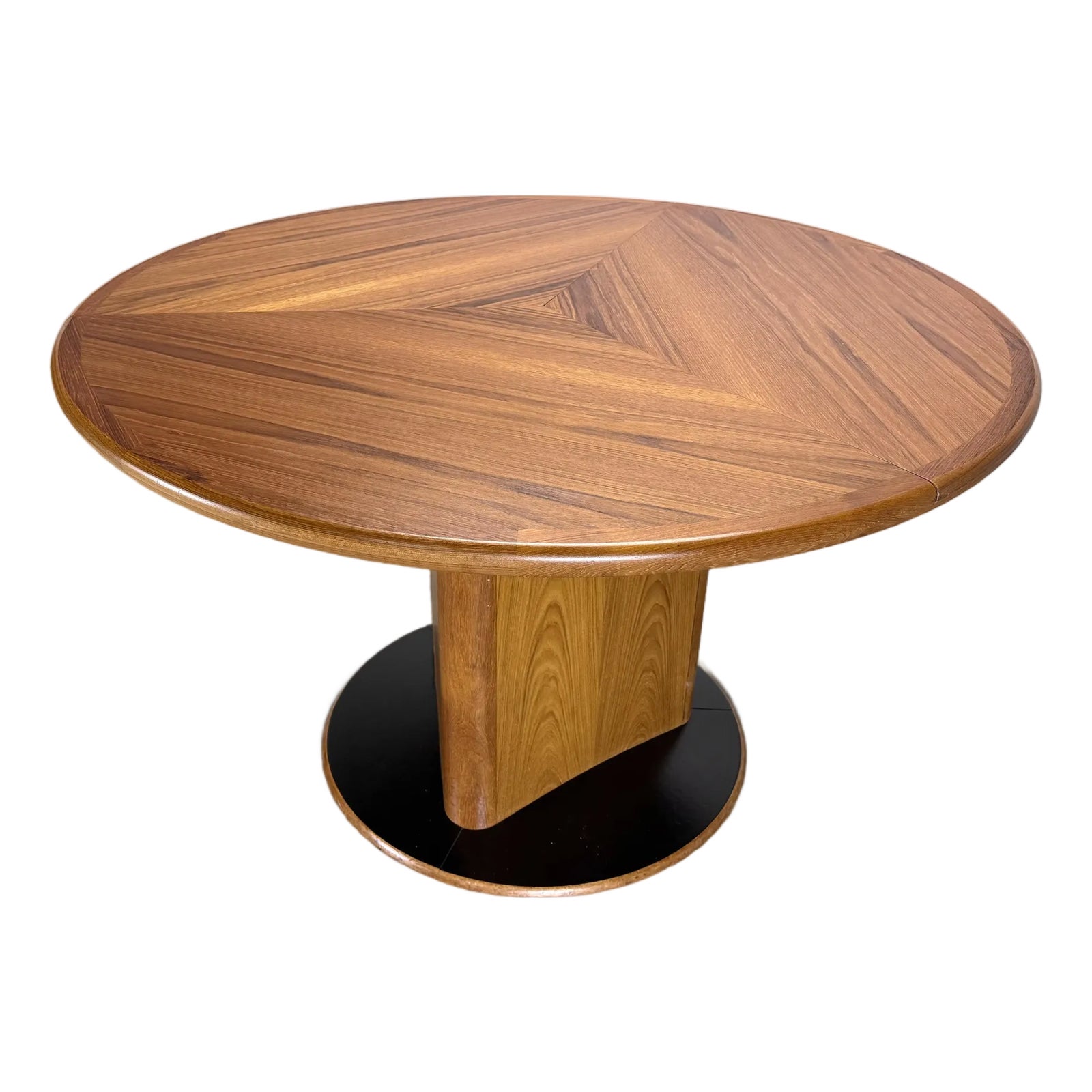 Danish Modern Expanding Model Dc06 