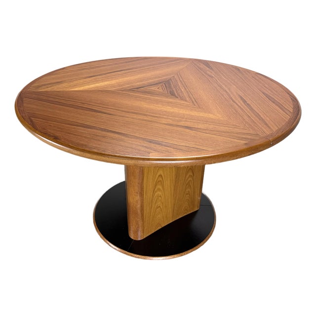 Danish Modern Expanding Model Dc06 "Lotus" Dining Table in Teak by Skovby Møbelfabrik, Denmark, C. 1970's For Sale