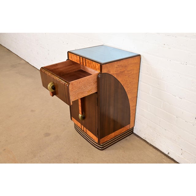 Leo Jiranek for Grand Rapids Furniture Art Deco Walnut and Burl Wood Nightstand, 1930s For Sale - Image 10 of 14