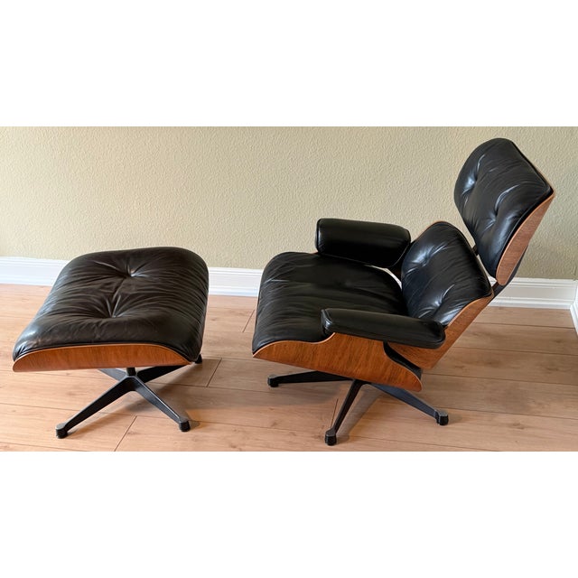 Wonderful vintage lounge chair by charles & ray eames from one of the first generations, labeled with both herman miller...