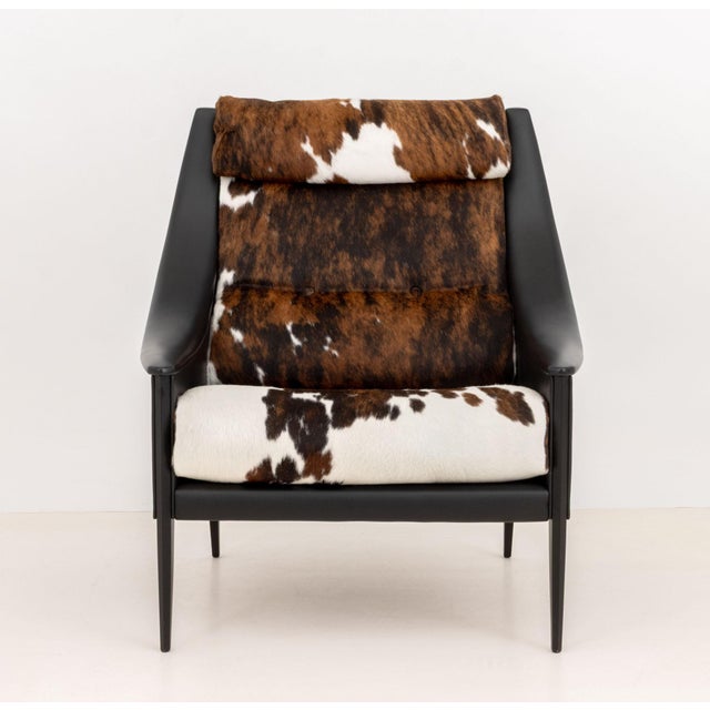 Modern Gio Ponti for Poltrona Frau "Dezza" Chairs, Pair For Sale - Image 3 of 11