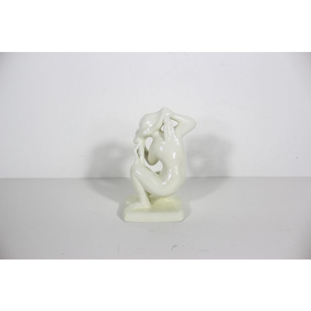 Vintage Ceramic Crouching Aphrodite or Venus of Rhodes Icaros Rhodes Greece Figurine For Sale - Image 4 of 9