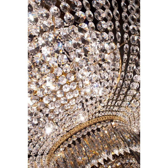 Contemporary Palace 15 Lights Chandelier in Gold Plate and Crystal by Aggiolight For Sale - Image 3 of 14