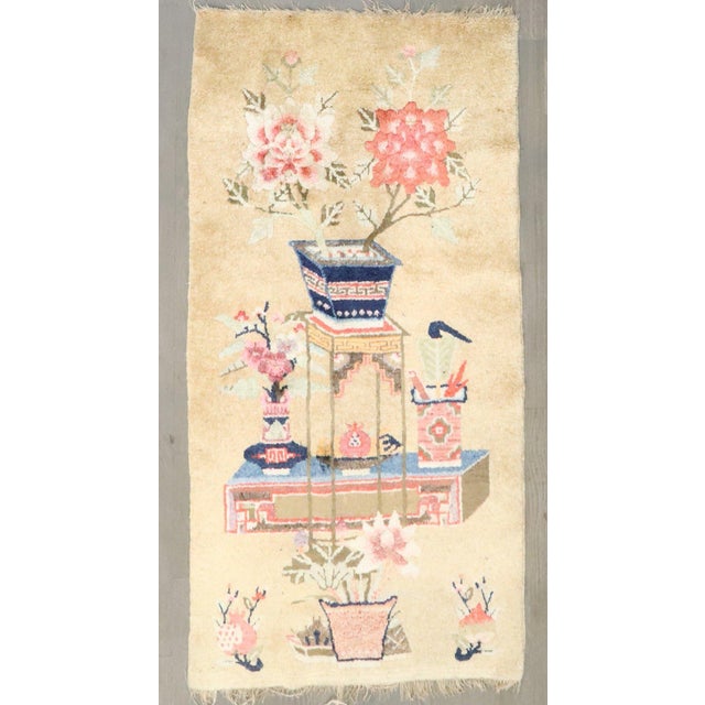 Early 20th Century Zabihi Collection Stunning Ivory Chinese Batou Floral Rug - 3'1" x 4'2" For Sale In New York - Image 6 of 10