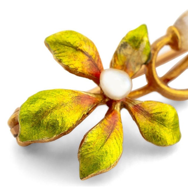 A Flourish of Early 20th-Century Elegance Capture the spirit of the Art Nouveau era with this Vintage American 14K Yellow...