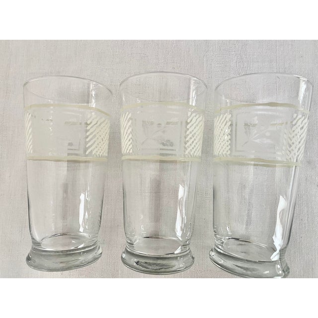 Glass Vintage Pfaltzgraff Sierra Glassware 16oz Iced Tea/Water Tumbler White Embossed Leaf Set of 3 For Sale - Image 7 of 10