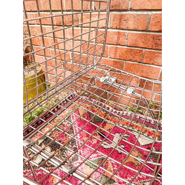 Mid-Century Modern Set of 1970’s MCM Metal Side Chairs. For Sale - Image 3 of 3