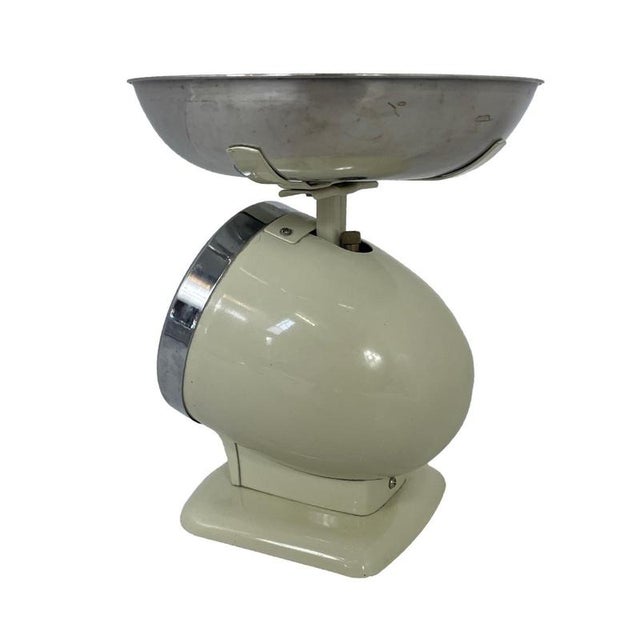 Vintage Industrial Kitchen Scale by Yasu Sasamoto for Dulton For Sale - Image 4 of 9