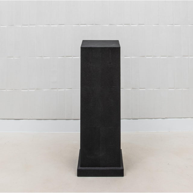 Pair of Modern Classic Columns in Black Shagreen by R&y Augousti For Sale - Image 11 of 11