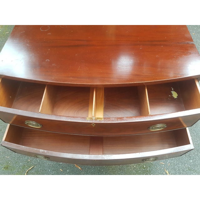 Traditional Late 20th Century Georgian Bow Front Inlaid Chest of Drawers For Sale - Image 3 of 11