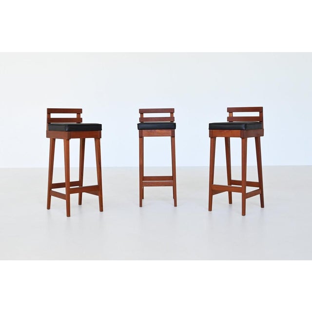 Vintage Bar Stools in Teak and Leather by Erik Buck for Dyrlund, 1960, Set of 3 For Sale - Image 6 of 18