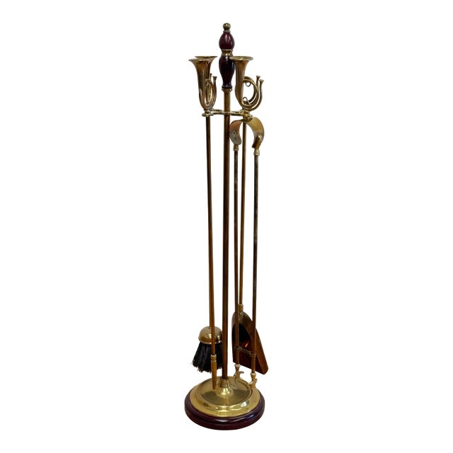 Vintage English Country Hunting Bugle Horn Finial Brass Fireplace Tools on Stand For Sale